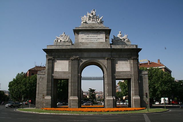 Puerta_de_Toledo_1_9Lw1mFm.jpg